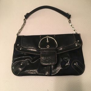 Clutch purse . Merona Brand .